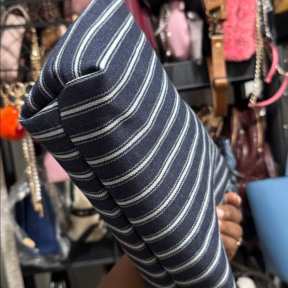 SOLD 💜❤️❤️💜 - Picture 2 of 2